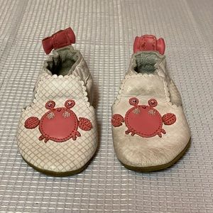 Robeez 🦀 moccasins